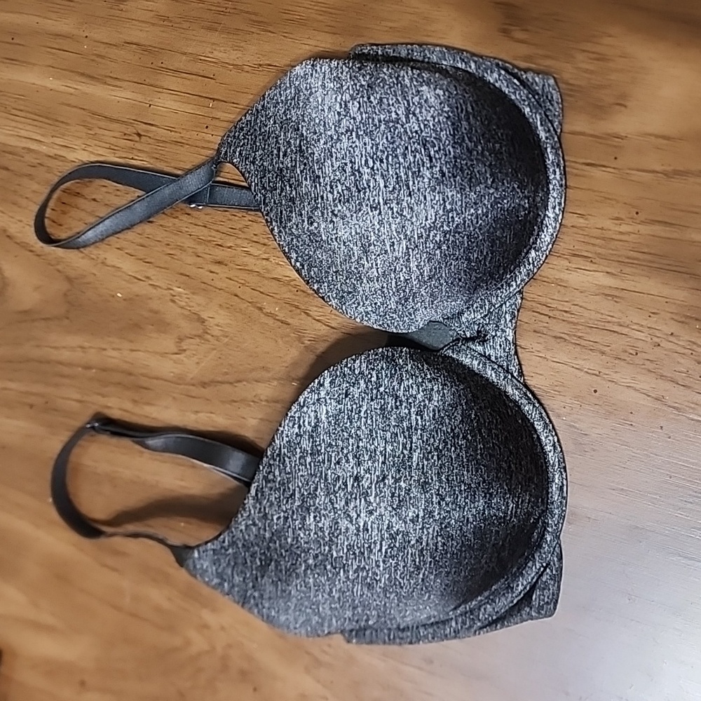 Padded perfect coverage Victoria's Secret 32DD